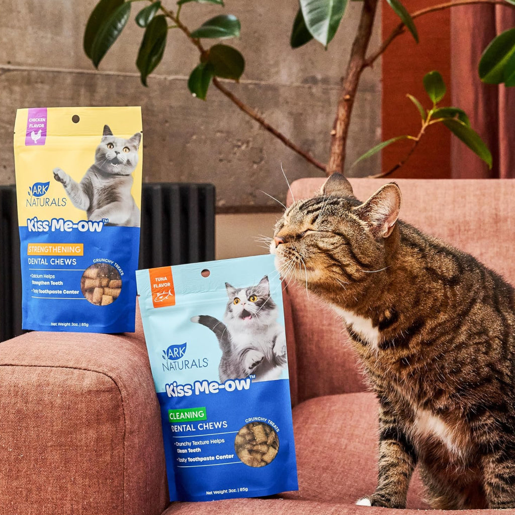 Ark Naturals Kiss Me-Ow Strengthening Dental Chews Crunchy Cat Treats-Chicken Flavor