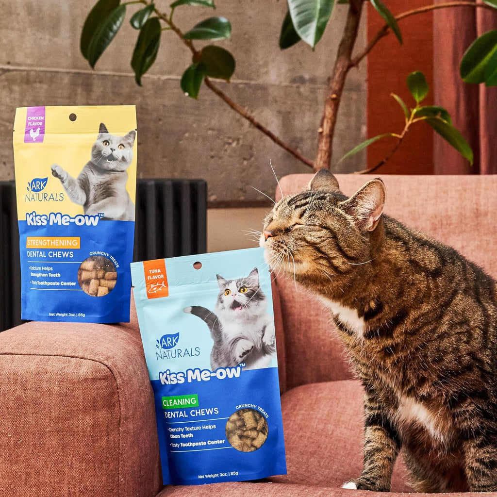Ark Naturals Kiss Me-Ow Cleaning Dental Chews Crunchy Cat Treats -Tuna Flavor
