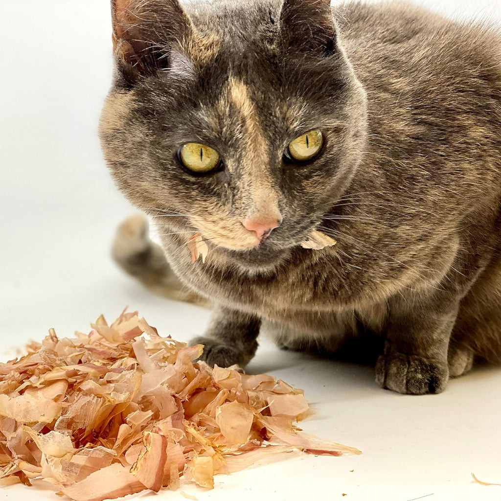 Cat Sushi THICK CUT Pure Japanese Bonito Flakes Treats for Cats (0.7 oz)
