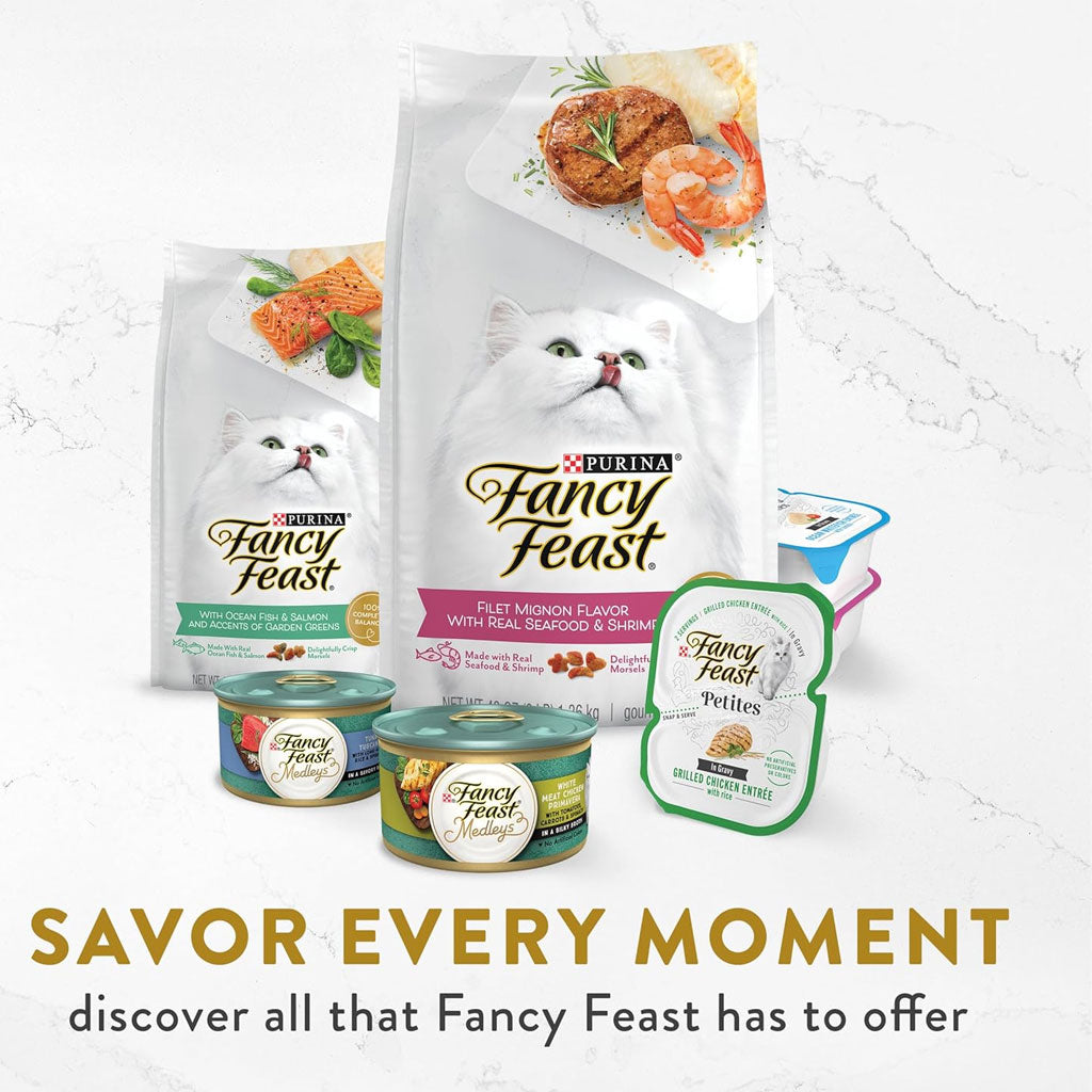 Fancy Feast Creamy Broths with Chicken & Vegetables Supplemental Wet Cat Food Pouches