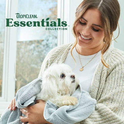 TropiClean Essentials Yuzu Fruit Deodorizing Spray For Dogs (8 oz)