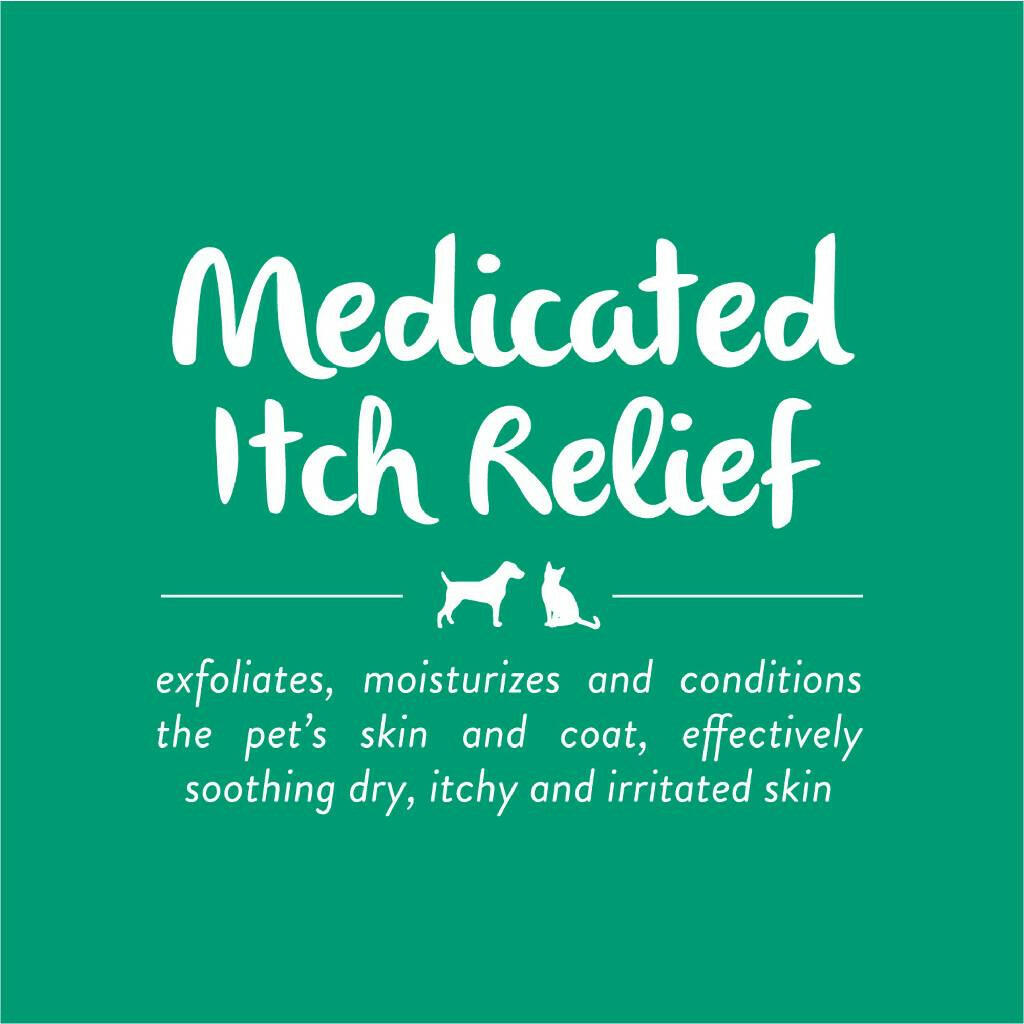 Tropiclean Oatmeal & Tea Tree Medicated Itch Relief Shampoo For Pets (20 oz)
