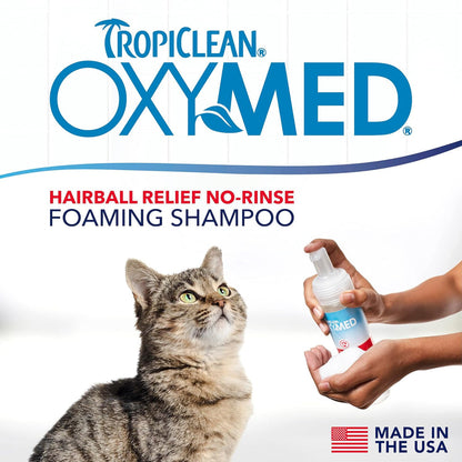 TropiClean OxyMed Hairball Relief No-Rinse Foaming Shampoo for Cats (7.4 oz)